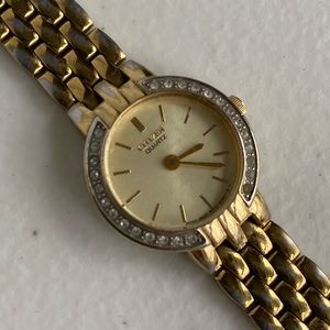 Citizen Women’s Watch Diamond Bezel Panther Bracelet Round Gold Tone Japan